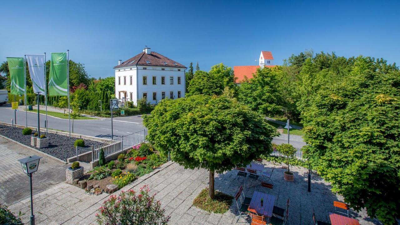 Hotel Parsberg Puchheim Ngoại thất bức ảnh